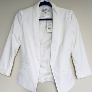 White casual blazer